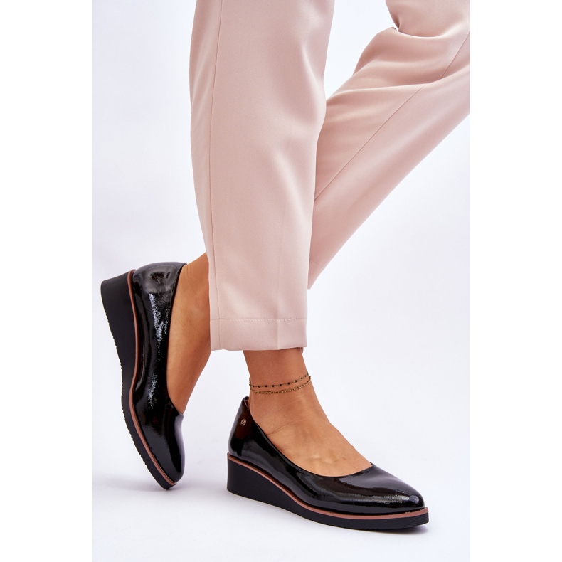 Vinceza Klassiska Lackläder Wedge Pumps Svart Paola 2