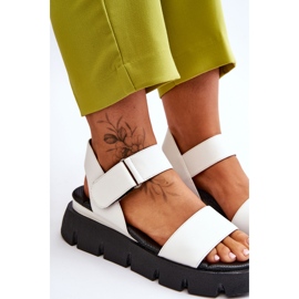 Vinceza Platformsandaler i läder för kvinnor Vit Katte 1