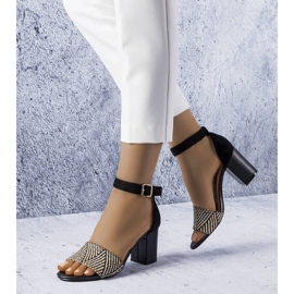 BM Tålamod svarta blocksandaler 1