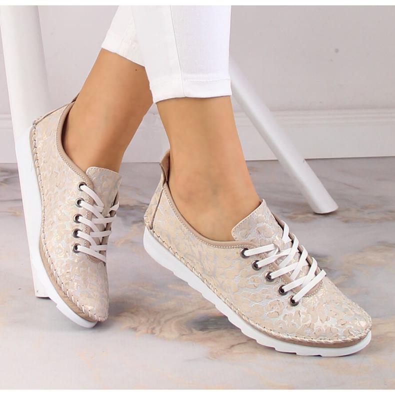 Läder lätta damsportskor beige Artiker 52C0691 1