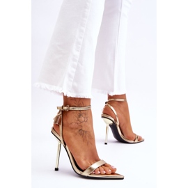 FS1 Eleganta Sandaler På Hög Klack Med Gyllene Zaria-prydnader 2