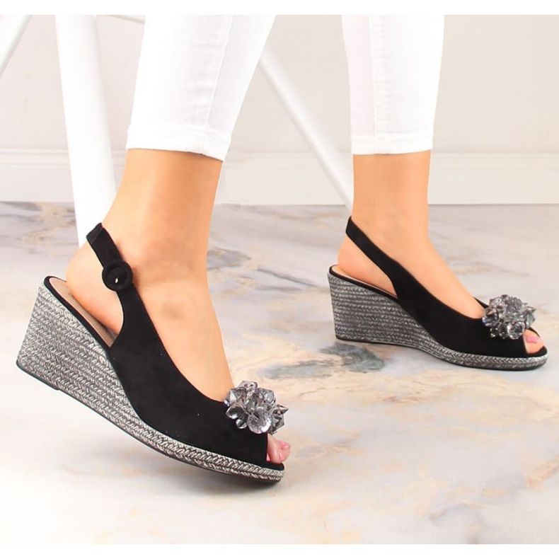 Kilsandaler i mocka med kristaller Potocki W WOL137A svart 2