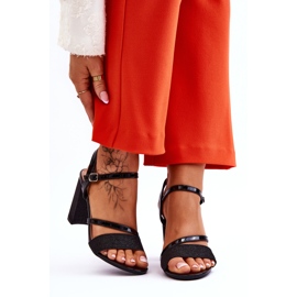 Vinceza Glänsande svarta Alicia sandaler med hög klack 1