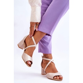 Vinceza Lädersandaler med låg klack för kvinnor Golden Quinn gyllene 2