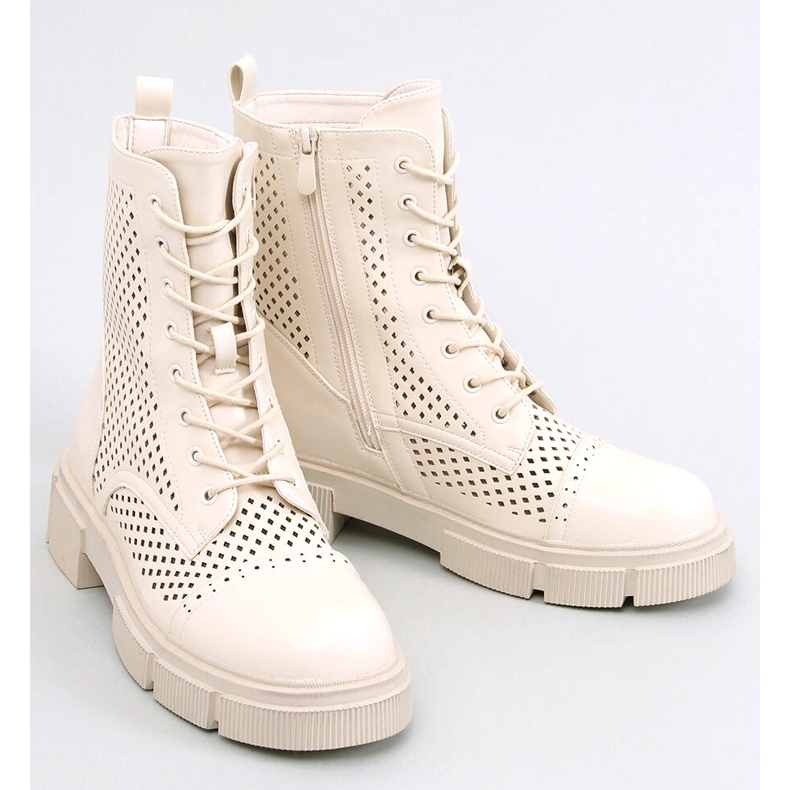 BM Wyman Beige öppna stövlar med snörning 2