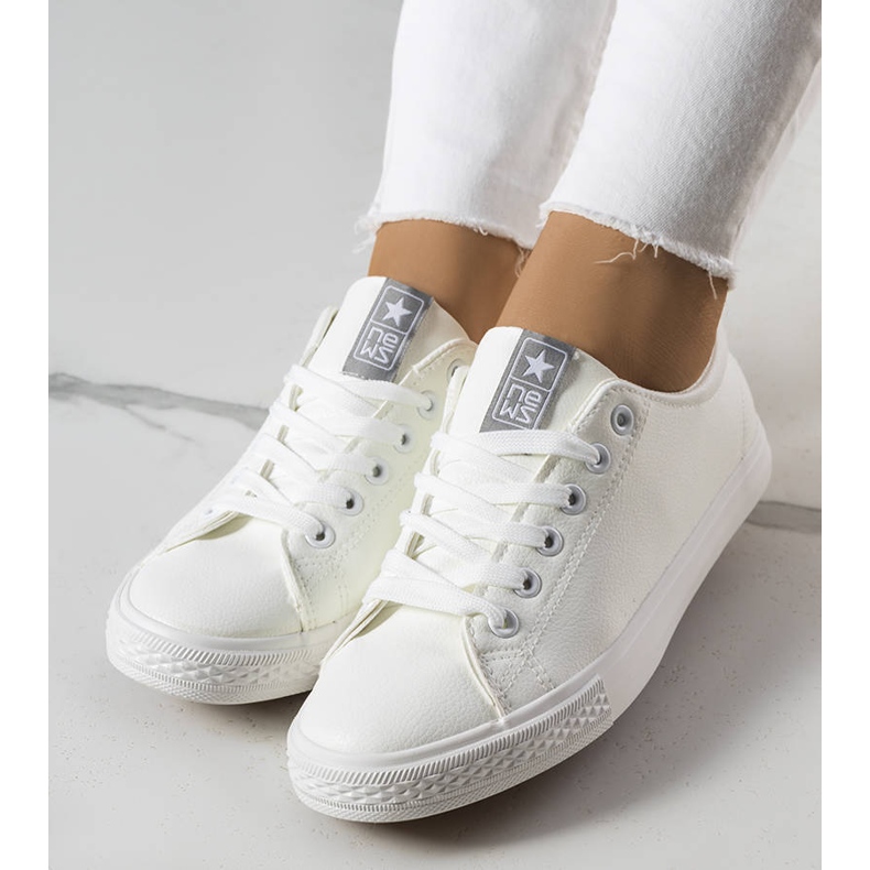 BM Vita eco-läder sneakers från Luz 1