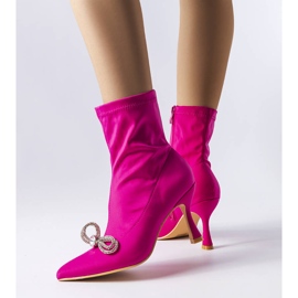 PA1 Rosa stövlar dekorerade med en Mars rosett i zirkon 1