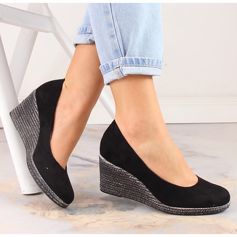 Kilpumpar i svart mocka för kvinnor Potocki SZ12024 1