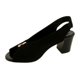 Kvinnors sandaler på Daszyński Post SA169-6 svart 2