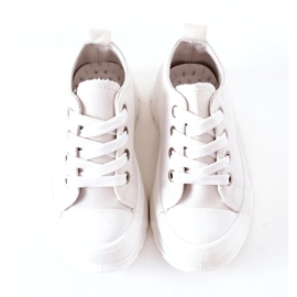 Barns sneakers på den vita plattformen 3