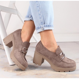 Damskor i mocka på stolpen och beige plattform Potocki SZ12041 1