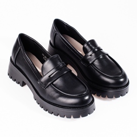 Eleganta svarta loafers på Shelovet-plattformen 1