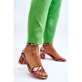 FB1 Beige och Quincy blå mönstrade sandaler i satin med låg klack brun 2