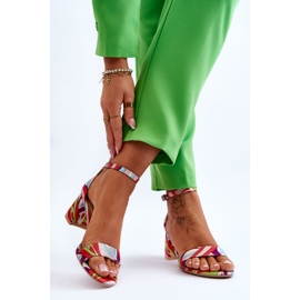 FB1 Beige och Quincy blå mönstrade sandaler i satin med låg klack brun 1