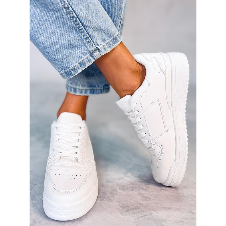 PA1 Nicholls White sneakers för kvinnor vit 1
