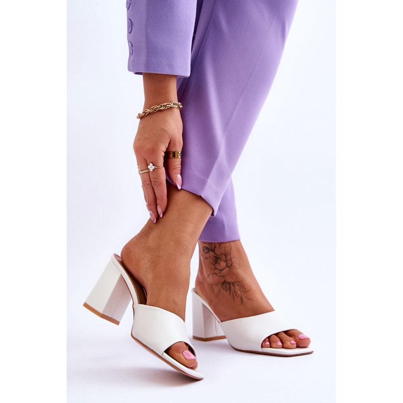 FJ1 Klassiska tofflor i läder, vit Loara 2