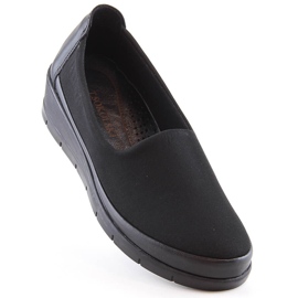 Bekväma slip-on skor för kvinnor svarta T.Sokolski W23-483 1
