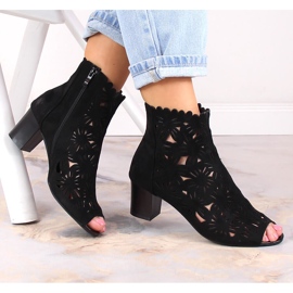 M. DASZYŃSKI Kvinnors genombrutna stövlar peep toe svarta M.Daszyński MR1954-10 1