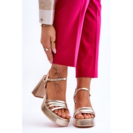 FB2 Kvinnors läderklackar och plattformssandaler Guld Verda gyllene 1