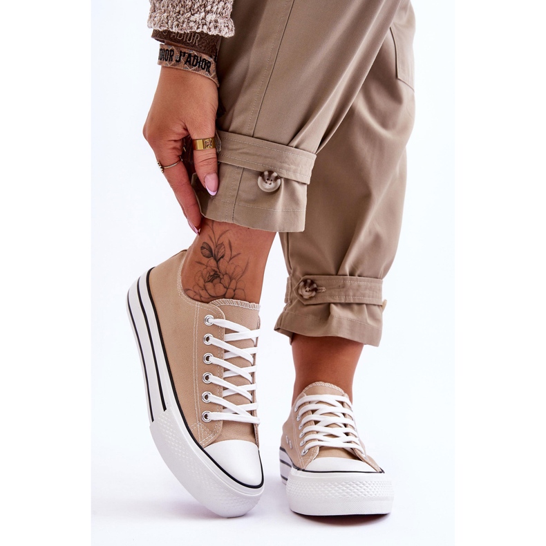 FB2 Damsneakers På En Chunky Plattform Beige Glöd 1