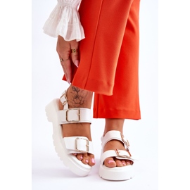 FB2 Skinnbekväma sandaler Vit Alayah 1