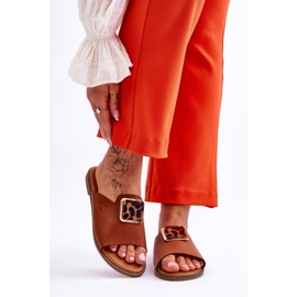 FJ1 Kvinnors tofflor med dekorativa element Camel Leonia brun 1