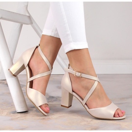 Beige pärlsandaler för kvinnor på stolpen Sergio Leone SK862 2