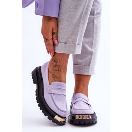 FJ1 Klassiska Loafers i mocka med lila Monaro-utsmyckning purpur 1