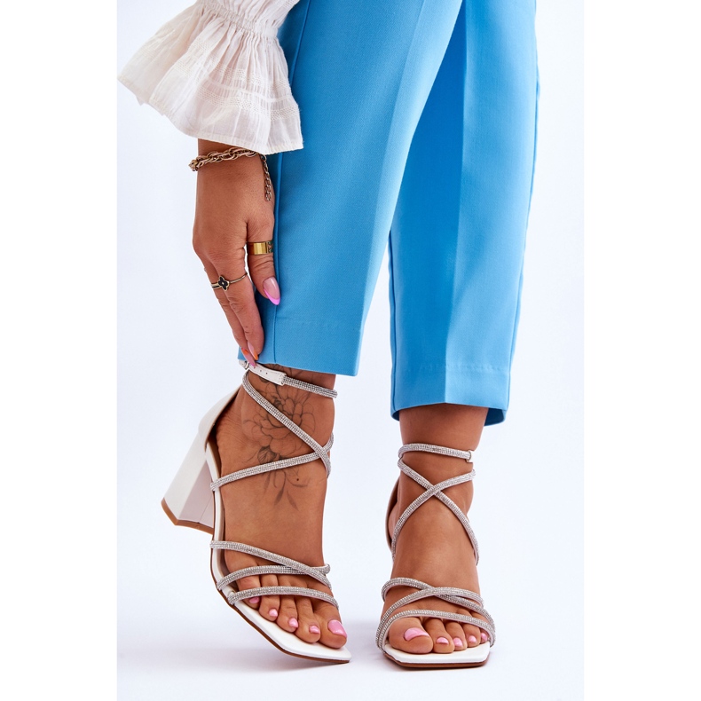 FJ1 Kvinnors lädersandaler med Cubic Zirconia Högklackat Vit Liviano 1