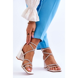 FJ1 Kvinnors lädersandaler med Cubic Zirconia Högklackat Vit Liviano 2