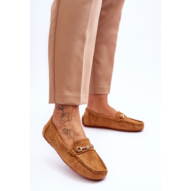 Loafers i mocka med brun Eleina-prydnad 2