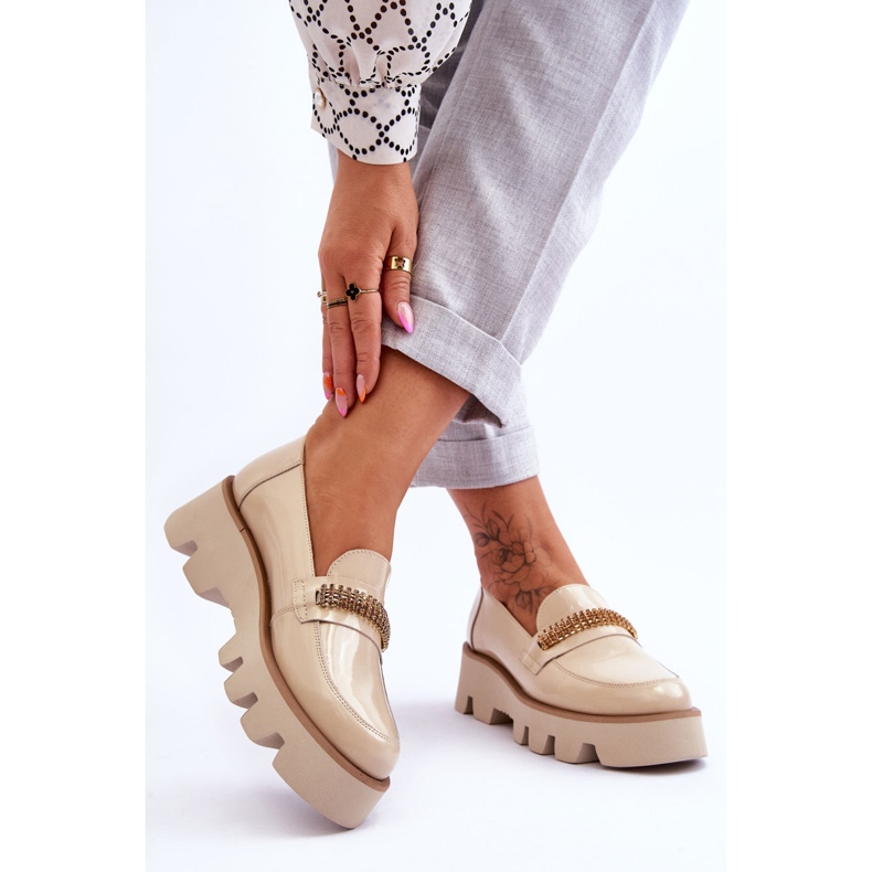 Fashionabla Loafers På Plattformen Med Dekoration Laura Messi 2600 Beige 2