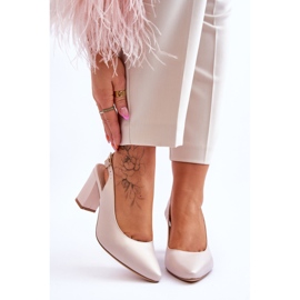 Bekväma pumps på häl Sergio Leone SK162 Pearly Beige 1