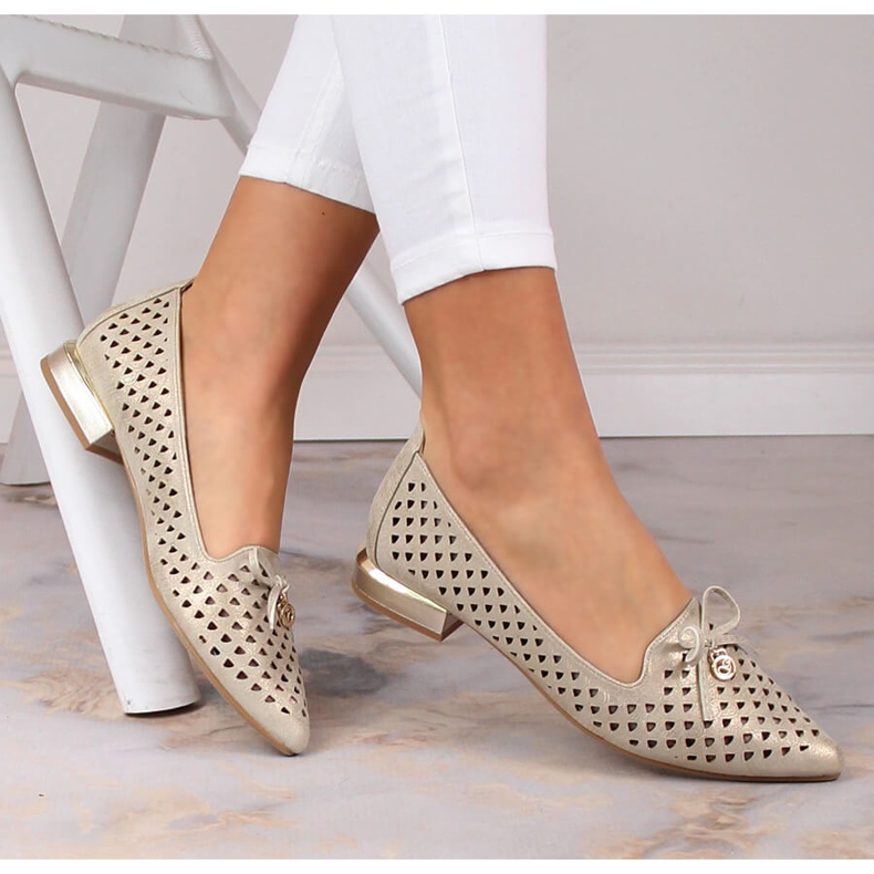 Genombrutna guld spetsade skor för kvinnor Jezzi ASA178-5 gyllene 1