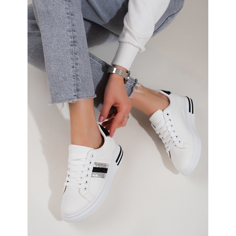 Shelovet dam sneakers på en hög plattform vita 2