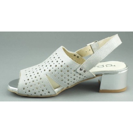 Dolce Pietro Silver sandaler på stolpen 2084 1