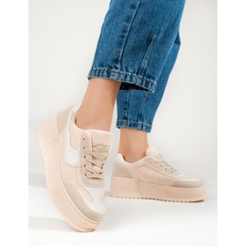 Beige stövlar i mocka med tjock plattform från Shelovet 1