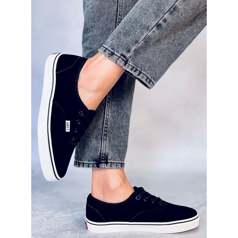 BM Lovis Svarta damsneakers i mocka 1