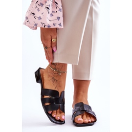 FJ1 Klassiska lädertofflor för kvinnor Svart Fendy 1