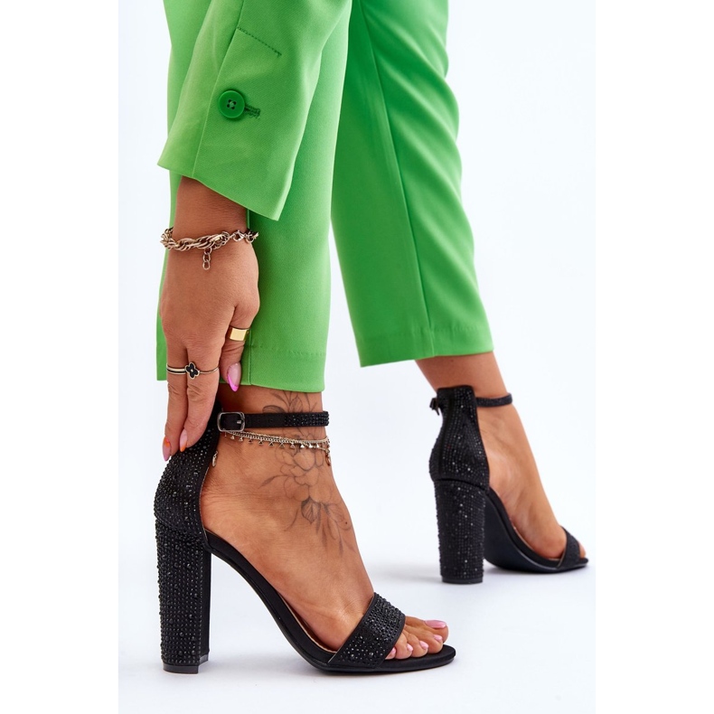 Högklackade damsandaler med zirkoner svart idealistisk 2