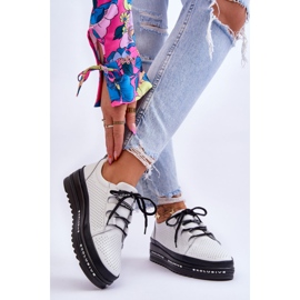 S.Barski Genombrutna sportskor i läder Vit Leonor 2