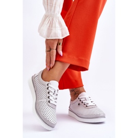 S.Barski Fashionabla genombrutna sportskor i läder Vit och Silver Cantare 2