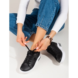 Vita sneakers med dold kil från Shelovet svart 1