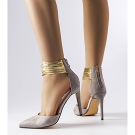 Gråa stift med guldränder från Dulin 1