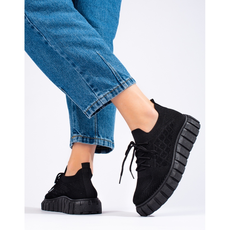 Sportskor i Shelovet-tyg för kvinnor svart 1