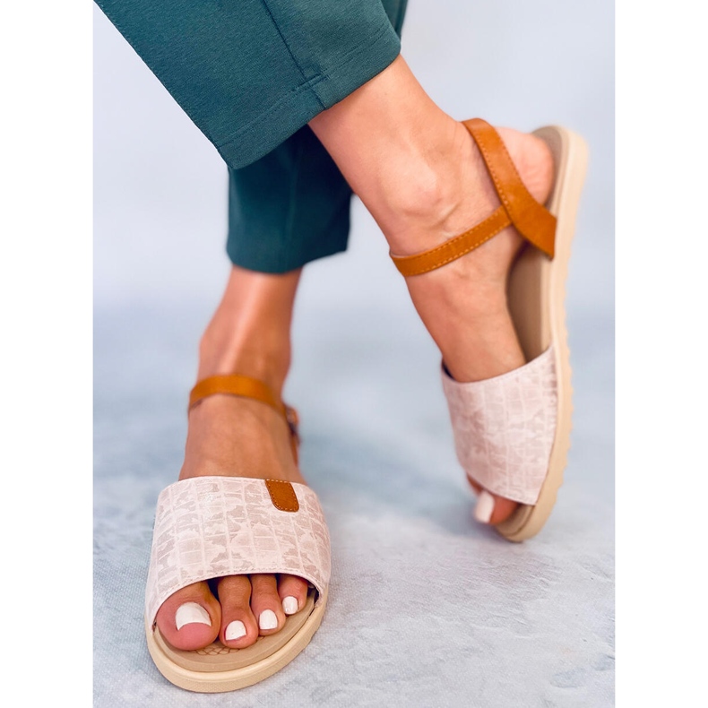 BM Barnes Champagne sandaler för kvinnor rosa 1