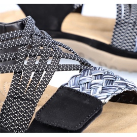 Bekväma svarta kardborresandaler för kvinnor Rieker 64889-00 2