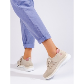 Klassiska sportskor med snörning T.Sokolski beige 1