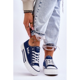 Sneakers för damer på plattformen Lee Cooper LCW-23-31-1803L Marinblå 1