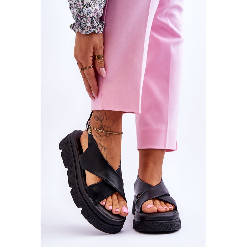 PE1 Fashionabla svarta Chester Platform-sandaler 1